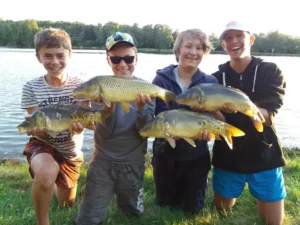 camp-Pole-fishing-for-carp-children